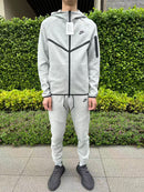 Tech Fleece nike 2025
